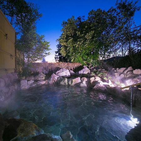 Отель ゆけむり山荘 Юфу Экстерьер фото