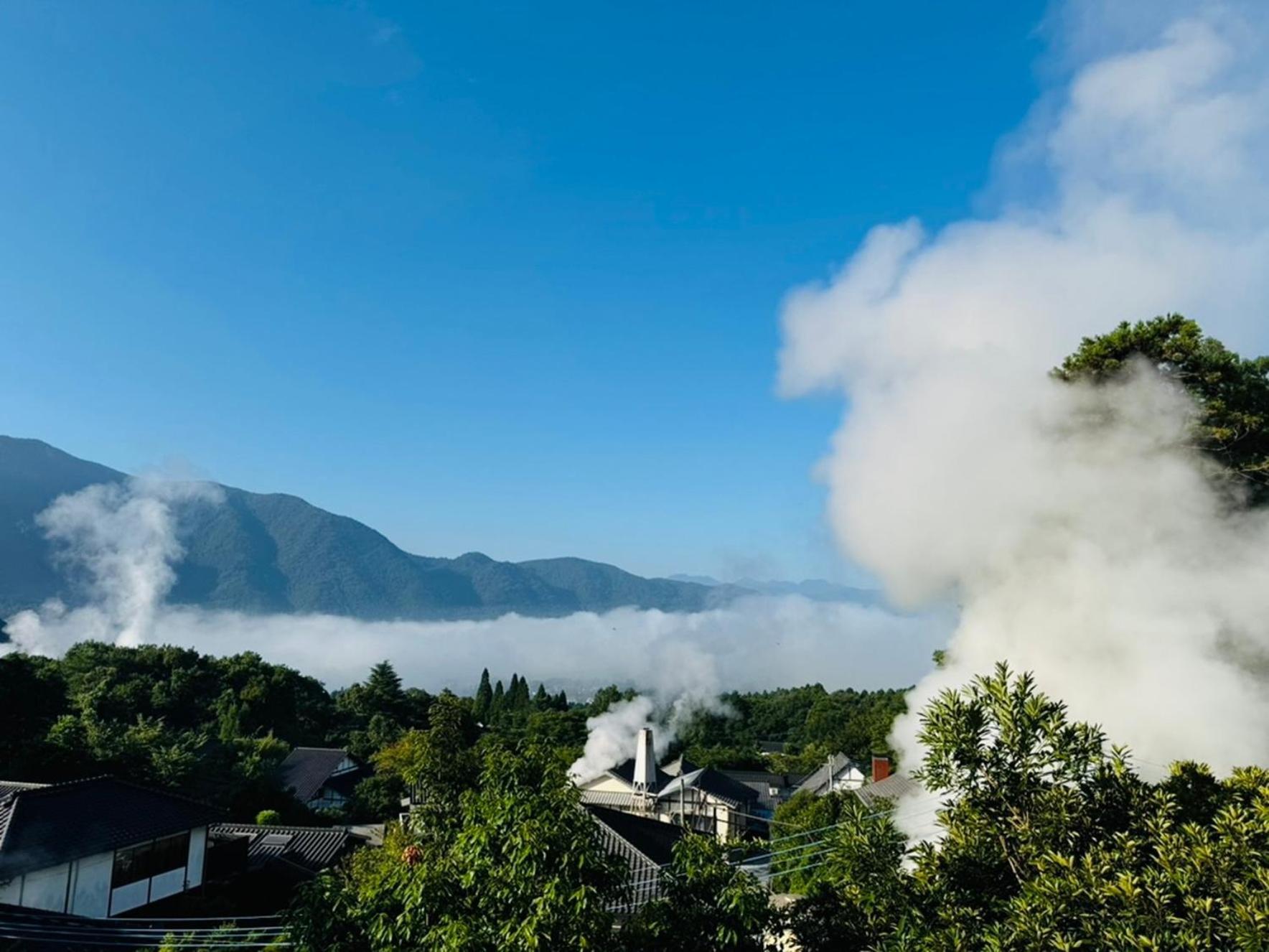 Отель ゆけむり山荘 Юфу Экстерьер фото